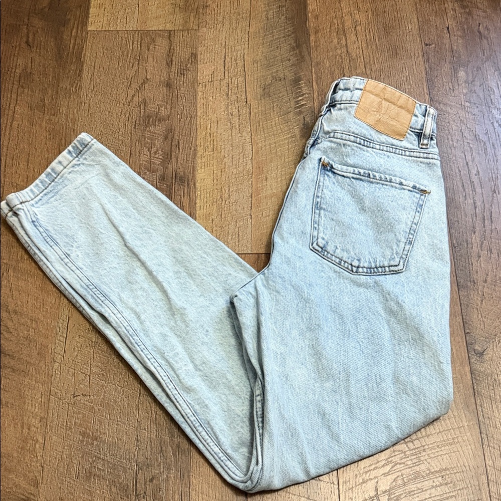 Zara Light Wash Straight Jeans